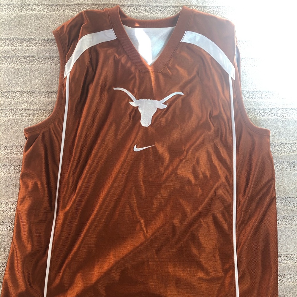 University of Texas basketball jersey 2XL